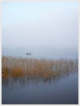 Zwei Angler im Nebel